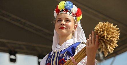 Александр Лукашенко поздравил участников и гостей областного фестиваля-ярмарки "Дажынкi-2021" в Шумилино