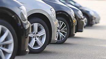 Некоторые авто в Беларуси запретили снимать с учета