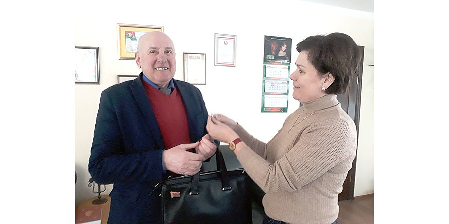 Делегаты готовятся к народному вече