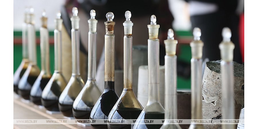 Россия остановит поставки нефти в страны, которые введут лимит цен