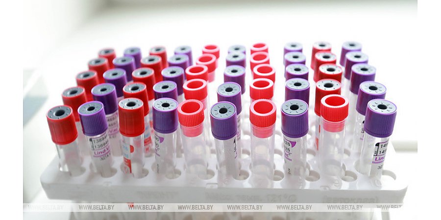 За сутки в Беларуси зарегистрированы 1305 пациентов с COVID-19, выписаны 1418