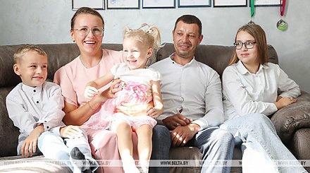 Минтруда: за последние четыре года почти 28 тыс. молодых семей улучшили свои жилищные условия