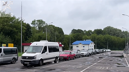 "Неритмичная работа польской стороны". В ГТК пояснили причины очередей на границе