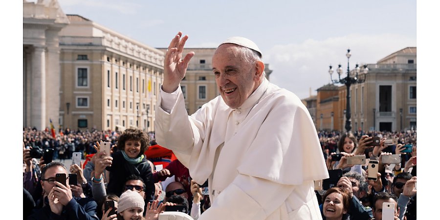 Папа Римский выразил готовность провести переговоры Путина и Зеленского