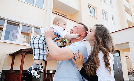 Рост БПМ, трудовых пенсий и социальных выплат семьям с детьми. Что изменится в Беларуси с 1 августа