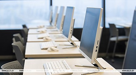 Как работает система зачисления в сады, школы, колледжи и вузы в электронном виде, рассказали в Минобразования 