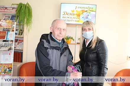 Накануне Дня пожилых людей журналисты «Воранаўскай газеты» навестили своих бывших коллег