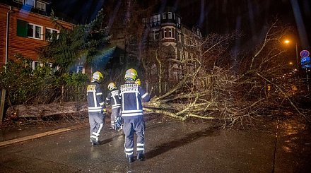 Германия борется с последствиями урагана "Иления"