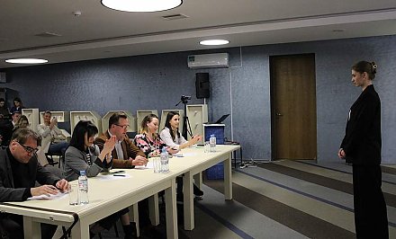 «Время первых». Участники областного этапа национального конкурса «Мисс и Мистер студенчества Республики Беларусь 2023» посоревновались в ораторском мастерстве
