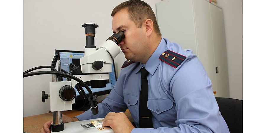 Деньги или бумажки? Как часто на Гродненщине встречаются фальшивые купюры и каких правил стоит придерживаться, чтобы не получить подделку