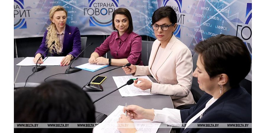 Шампанское, копчености и все для оливье: Белкоопсоюз о самых востребованных товарах в Новый год