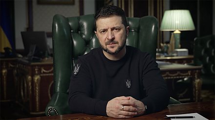 Зеленский заявил, что ВСУ не будут сдавать Артемовск