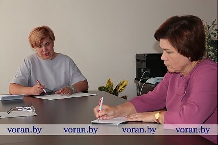 13 июня первый в Вороновском районе прием граждан провела член Совета Республики Национального собрания Республики Беларусь Романия Скоморошко