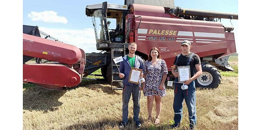 «Хотелось бы поддержать молодых аграриев, чтобы они чувствовали, как важно для страны и людей то, что они делают». На Гродненщине реализуется республиканский проект БРСМ «Молодежь за урожай!»