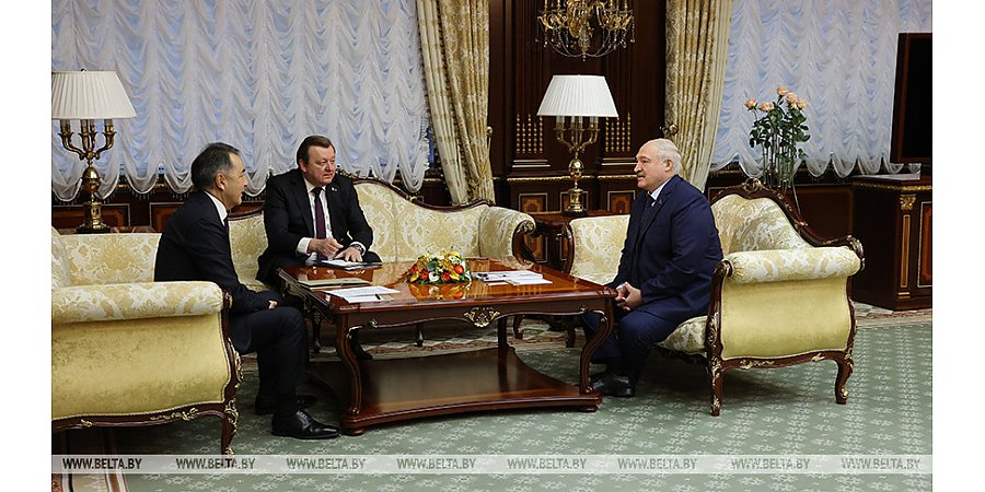Александр Лукашенко призывает к дальнейшему снятию барьеров в ЕАЭС и перенятию опыта Союзного государства