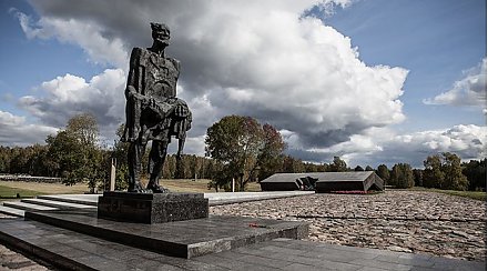 Хатынь: трагедия и символ героизма белорусского народа. Жители региона о выступлении Президента у мемориального комплекса