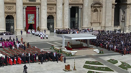 Инаугурационная служба Папы Льва XIV началась в Ватикане