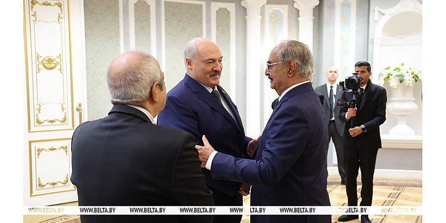 Александр Лукашенко - ливийскому фельдмаршалу: мы готовы сделать для вас все, что вы увидите полезного в Беларуси
