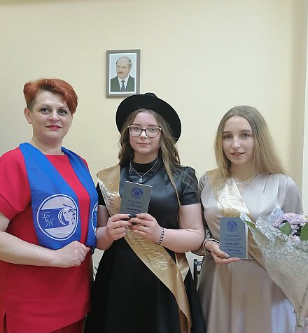 Активистки Вороновской районной организации Белорусского союза женщин побывали в родных школах