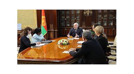 Александр Лукашенко встретился с первой леди Зимбабве