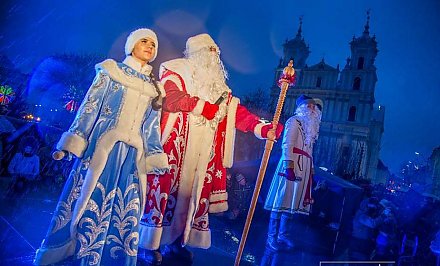 Елка в Елке и другие новогодние красавицы - в Гродненской области включают иллюминацию