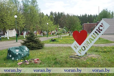 Корреспонденты узнали, как подготовился к приему детей  лагерь «Ромашка», сколько продлятся смены и как родителей поддержит государство