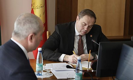 «Жилищно-коммунальное хозяйство – тема, которая в особенности волнует граждан». Вопросы ЖКХ рассмотрели на заседании облисполкома