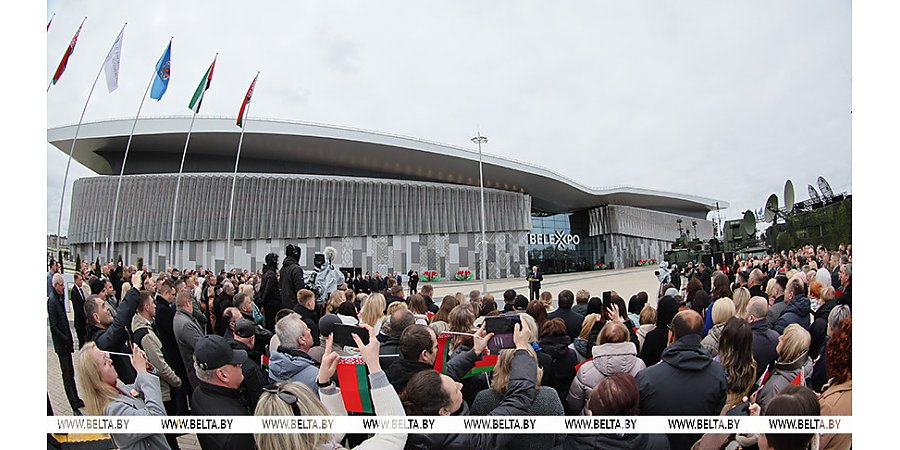 "Новая страница летописи суверенной Беларуси". Александр Лукашенко на открытии Международного выставочного центра