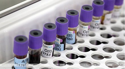 За сутки в Беларуси зарегистрированы 1295 пациентов с COVID-19, выписаны 1277