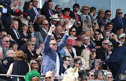 Австралиец разбогател через минуту после расставания с девушкой