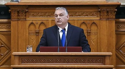 Премьер Венгрии Орбан объявил о введении режима ЧП из-за ситуации в Украине