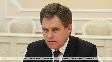 Детсады, питание и платные услуги - Игорь Петришенко поручил решить проблемы в образовании