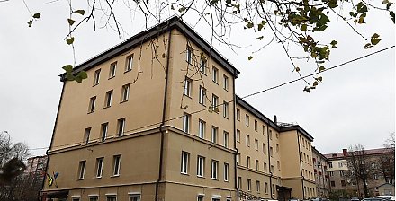 Александр Лукашенко поддержал просьбу заводчан и помог МЗКТ в жилищном вопросе