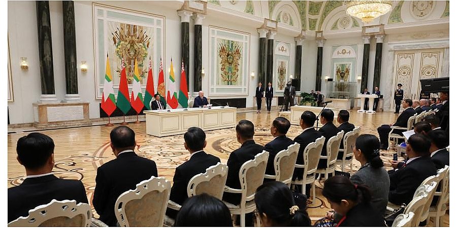 Перезагрузка правительства, революция дронов, интервью в X и Мьянма. Итоги недели Президента