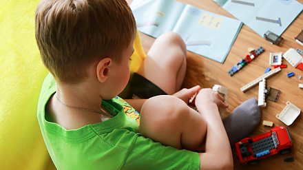 Педиатр назвал самые опасные детали в детских игрушках