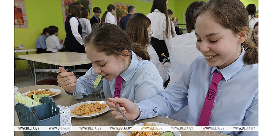 С 1 сентября все школы страны перейдут на новые условия организации питания учащихся