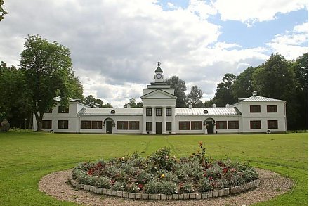 Oginsky's estate in Zalesye entered the top-best museums in Belarus. Why is it necessary to come here?