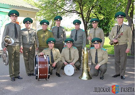 Пограничники приглашают на концерт