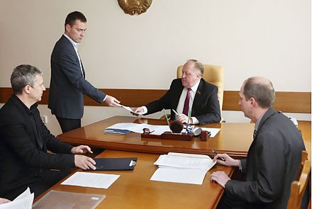 Заместитель председателя Гродненского облисполкома провел прием граждан