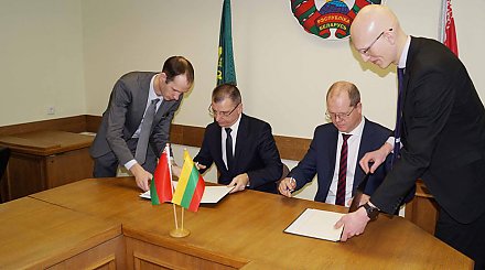Пункт упрощенного пропуска "Видзы" на границе Литвы и Беларуси станет международным
