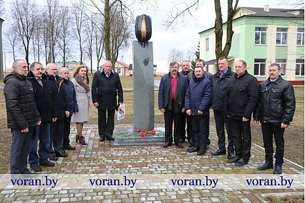 Концертную программу «Мы помним» в Вороновской ДШИ работники культуры посвятили Дню памяти воинов-интернационалистов