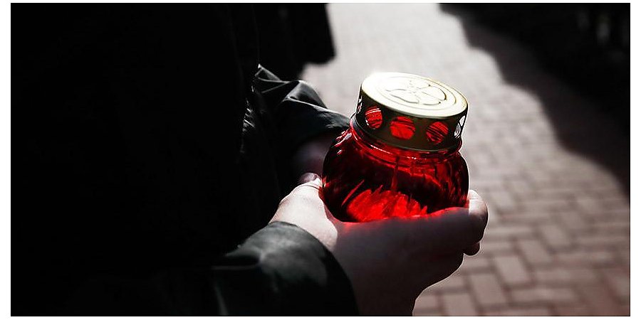 Акция "Свеча памяти" началась в МИД и во всех белорусских загранучреждениях