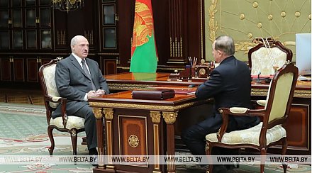 Александр Лукашенко принял с докладом Виктора Шеймана