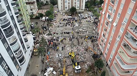 Землетрясения в Турции: число погибших превысило 20 тыс., пострадали более 80 тыс.