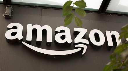 Amazon разрешит покупателям расплачиваться ладонями вместо карт