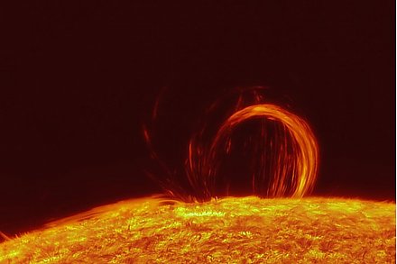 На Солнце произошел крупнейший в 2025 году выброс плазмы