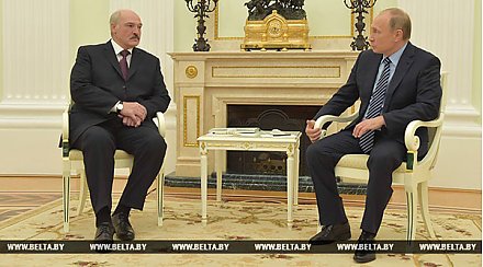 Беларусь и Россия не изолированы от мировых кризисов и вынуждены совместно оперативно реагировать на них - Лукашенко
