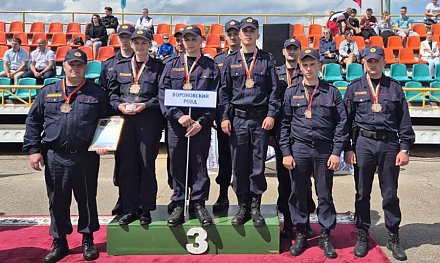 Команда Вороновского РОВД заняла 3 место в  милицейской комбинированной эстафете в Большой Берестовице