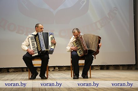 «С добрым сердцем». В Вороновском районном центре культуры и народного творчества прошла концертная программа, посвященная Дню инвалидов Республики Беларусь.
