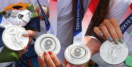 Александр Лукашенко поздравил женскую четверку по гребле на байдарках и каноэ с новым олимпийским успехом